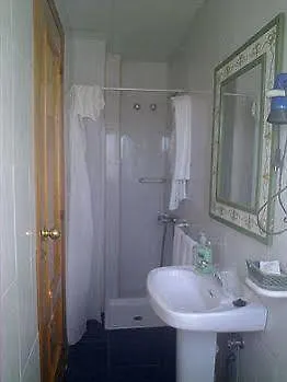 El Ancla Hotel Alcala del Rio Guest house